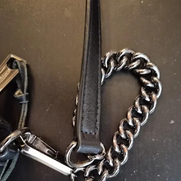 Mini 5 Zip Crossbody With Zipper Details - Picture 6 of 15